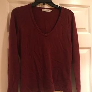 Cranberry Vneck sweater